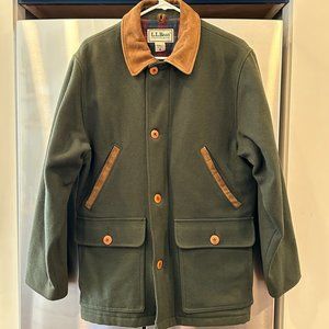 Vintage L.L. Bean Barn Coat Size: Small